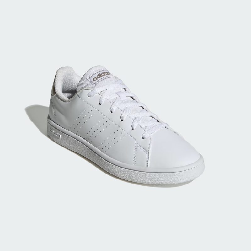 Adidas รองเท้าผ้าใบผู้หญิง Advantage Base | Cloud White/Cloud White/Champagne Met. ( IG5321 ) - Image 2