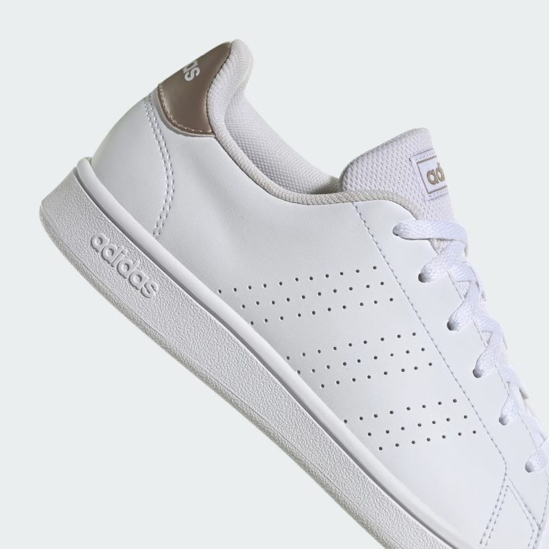 Adidas รองเท้าผ้าใบผู้หญิง Advantage Base | Cloud White/Cloud White/Champagne Met. ( IG5321 ) - Image 7