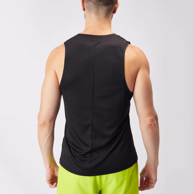 Asics เสื้อวิ่งผู้ชาย Men's Silver Singlet | Performance Black ( 2011C351-002 ) - Image 15