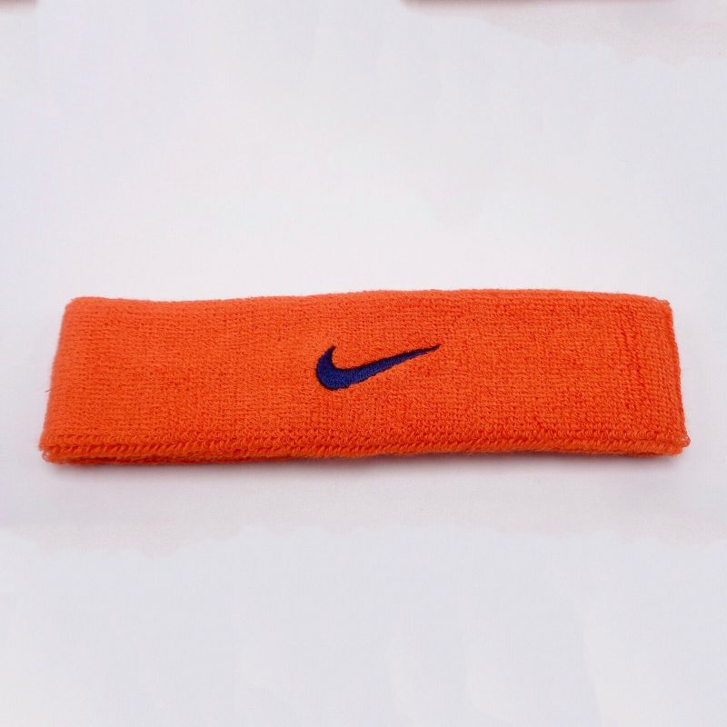 Nike แถบรัดศีรษะเทนนิส Swoosh Headband | Team Orange/College Navy ( N.000.1544.804 ) - Image 5