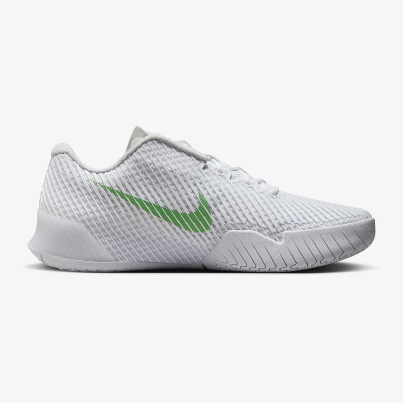 Nike รองเท้าเทนนิสผู้ชาย Zoom Vapor 11 HC | White/Kelly Green ( DR6966-102 ) - Image 3