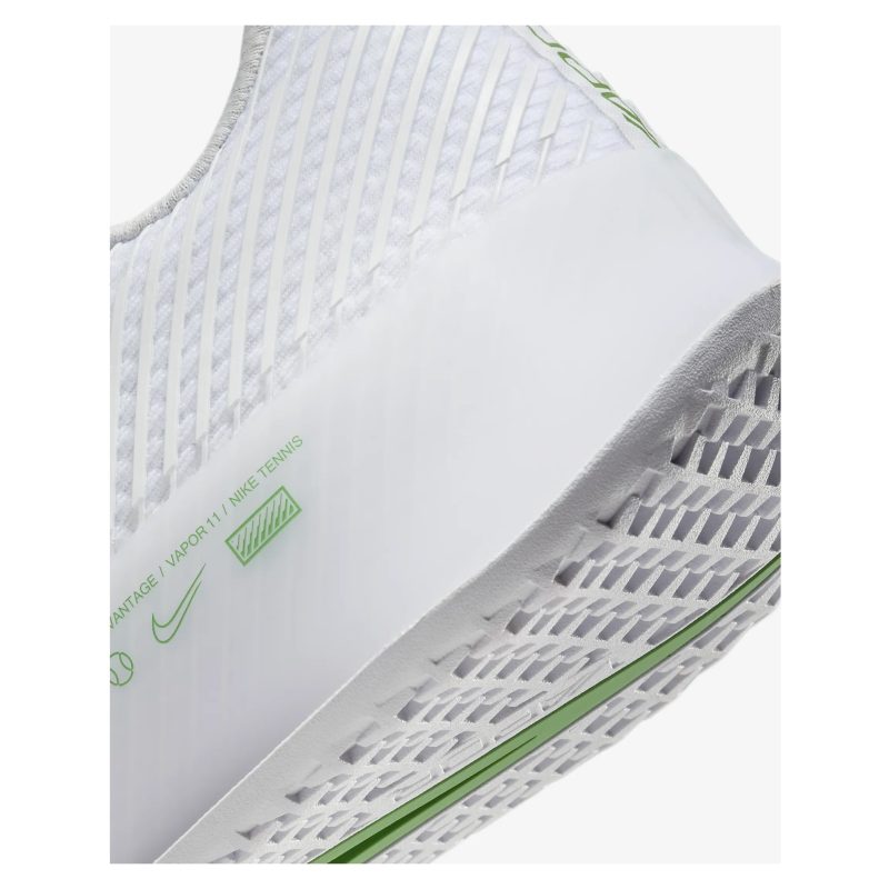 Nike รองเท้าเทนนิสผู้ชาย Zoom Vapor 11 HC | White/Kelly Green ( DR6966-102 ) - Image 8
