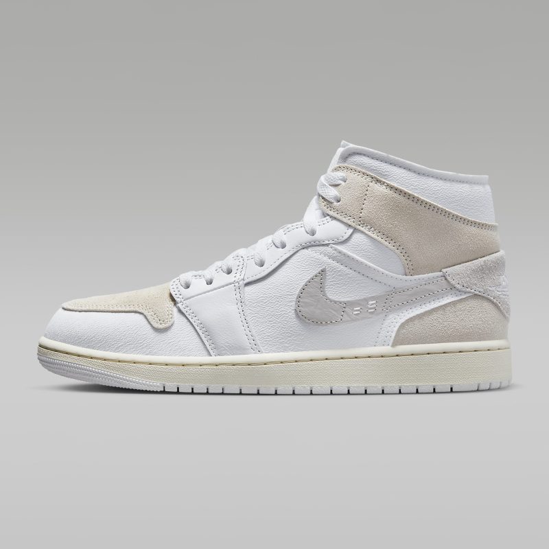 Nike รองเท้าผ้าใบผู้ชาย Air Jordan 1 Mid SE Craft | White/Tech Grey/Sail/Light Orewood Brown ( DM9652-120 )