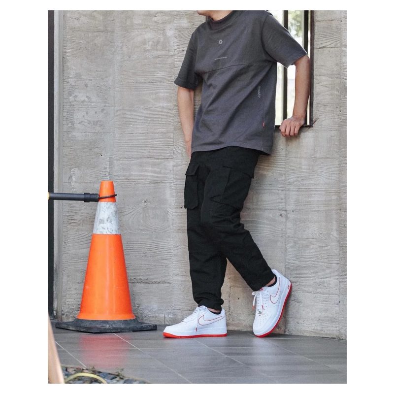 Nike รองเท้าผ้าใบผู้ชาย Air Force 1 '07 | White/Picante Red/White ( DV0788-102 ) - Image 18