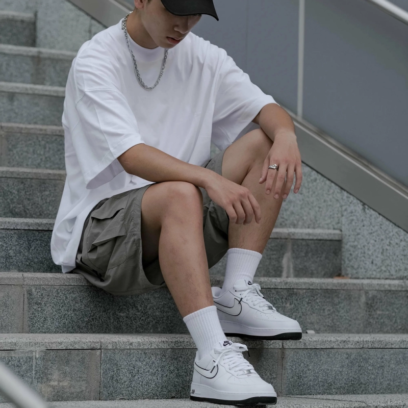 Nike รองเท้าผ้าใบผู้ชาย Air Force 1 '07 | White/White/Black ( DV0788-103 ) - Image 12