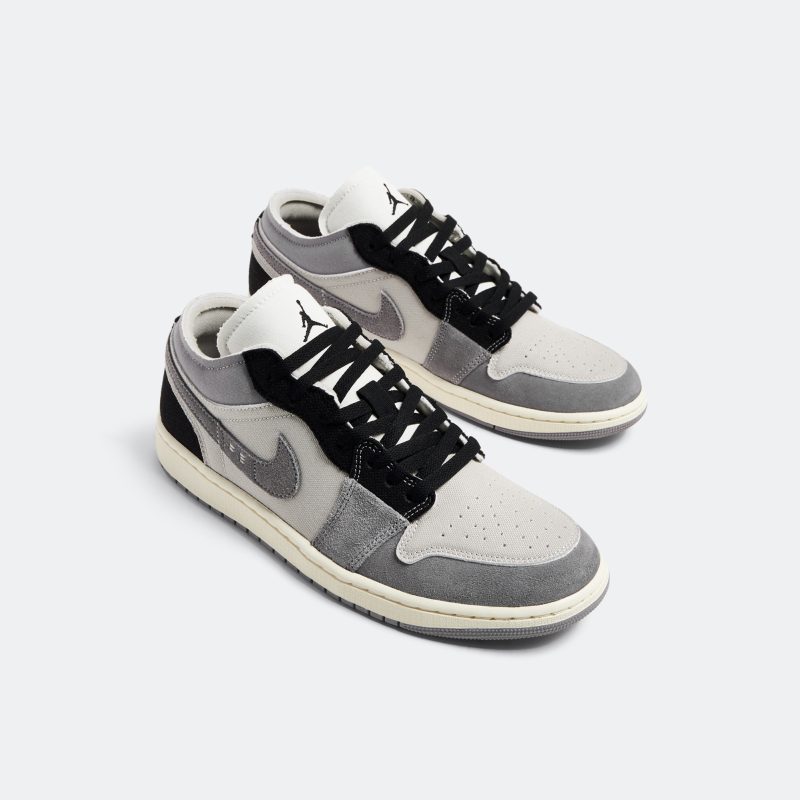 Nike รองเท้าผ้าใบผู้ชาย Jordan 1 Low SE Craft | Tech Grey/Cement Grey/Sail/Black ( DZ4135-002 ) - Image 10