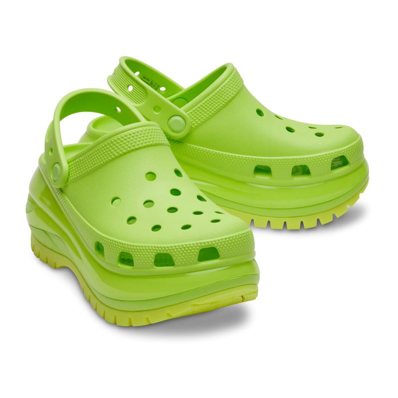 Crocs รองเท้าแตะ Classic Mega Crush Clog | Limeade ( 2207988-3UH ) - Image 5
