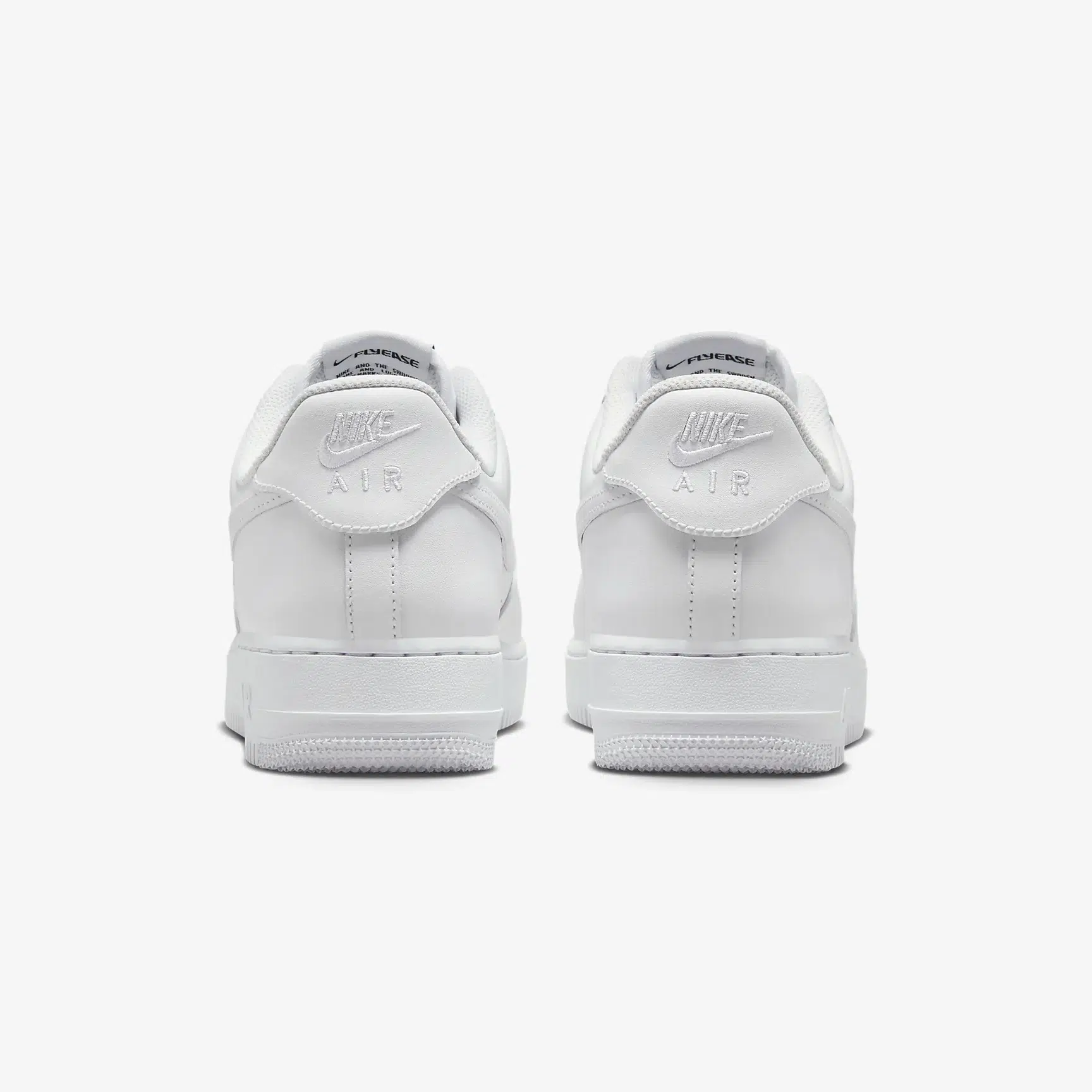 Nike รองเท้าผ้าใบผู้ชาย Air Force 1 '07 FlyEase | White/White/White ( FD1146-100 ) - Image 4