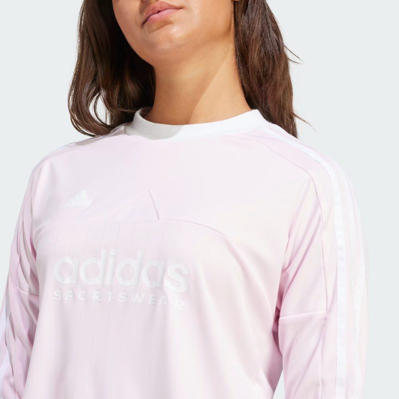Adidas เสื้อยืดแขนยาวผู้หญิง Tiro 3-Stripes Long Sleeve Tee | Clear Pink ( IS4572 ) - Image 5
