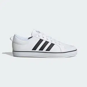 Adidas รองเท้าผ้าใบผู้ชาย Bravada 2.0 Lifestyle Skateboarding Canvas | Cloud White / Core Black / Core Black ( HP6022 )