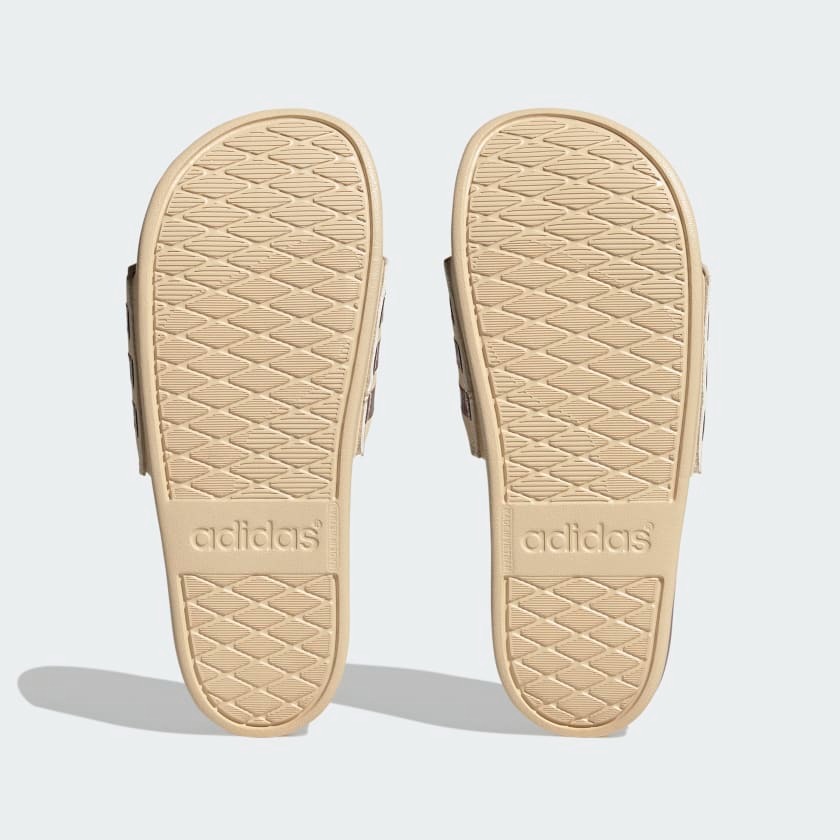 Adidas รองเท้าแตะ Adilette Comfort | Sand Strata / Purple / Sand Strata | (H03621) - Image 3