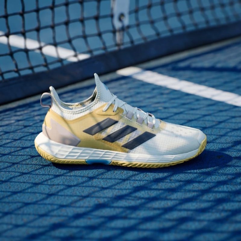 Adidas รองเท้าเทนนิสผู้หญิง Adizero Ubersonic 4.1 Tennis Shoes | Semi Spark / Core Black / Off White ( IF0412 ) - Image 2