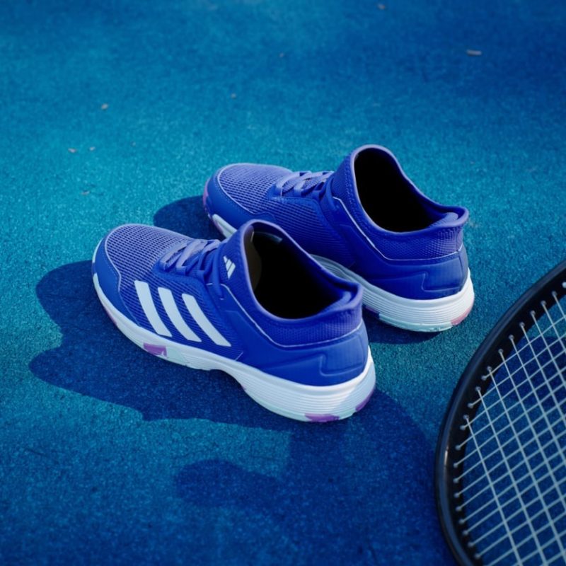Adidas รองเท้าเทนนิสเด็ก Ubersonic 4 Kids | Lucid Blue / Cloud White / Purple Burst ( IF9103 ) - Image 5