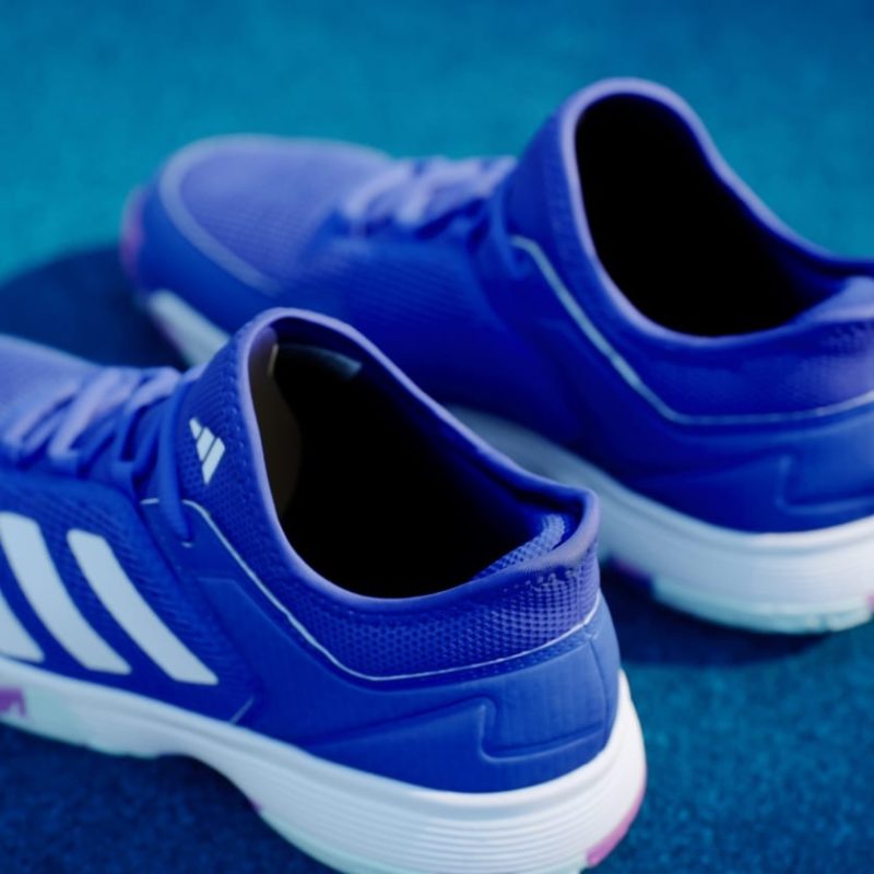 Adidas รองเท้าเทนนิสเด็ก Ubersonic 4 Kids | Lucid Blue / Cloud White / Purple Burst ( IF9103 ) - Image 8