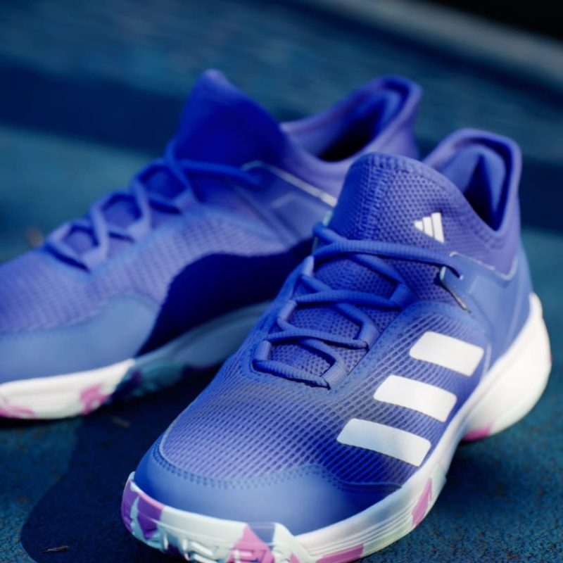 Adidas รองเท้าเทนนิสเด็ก Ubersonic 4 Kids | Lucid Blue / Cloud White / Purple Burst ( IF9103 ) - Image 9