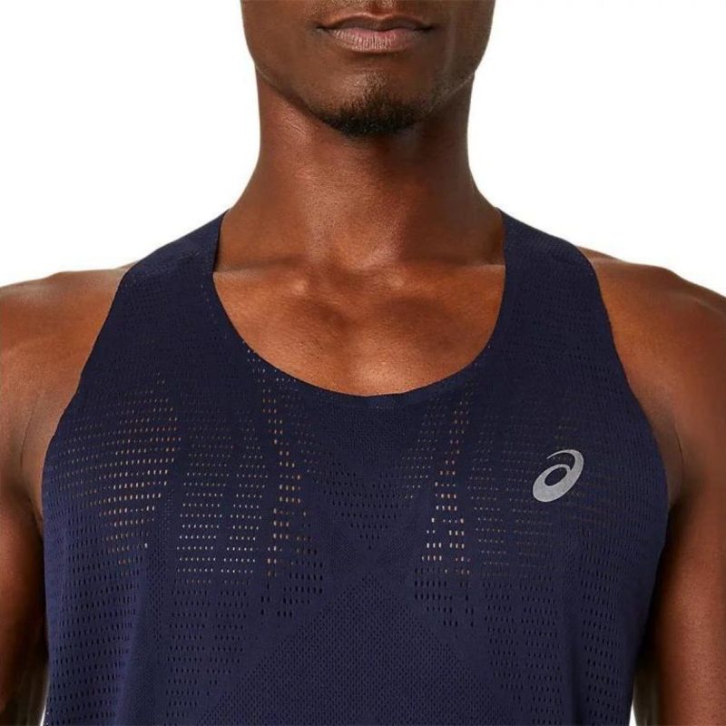 Asics เสื้อวิ่งผู้ชาย Men’s Metarun Singlet | Midnight ( 2011C990-401 ) - Image 5