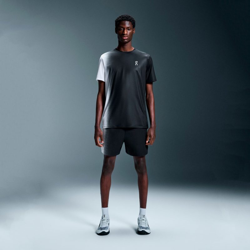 On เสื้อเทนนิสผู้ชาย Men’s Cout-T | Black/White ( 1ME10860299 ) - Image 9