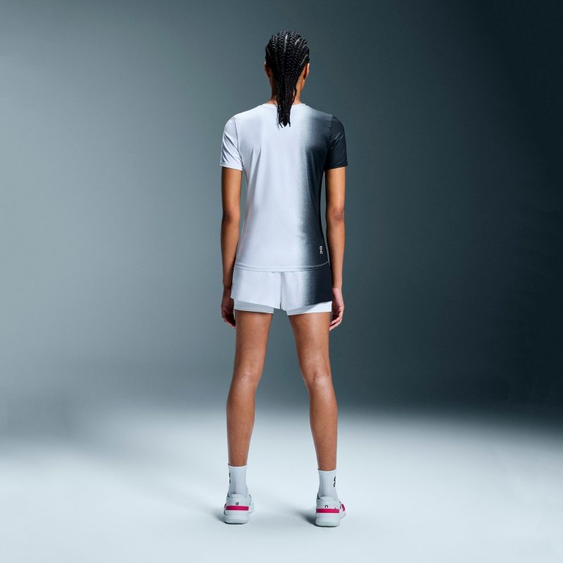 On เสื้อเทนนิสผู้หญิง Women’s Court-T | Black/White ( 1WE11080299 ) - Image 10