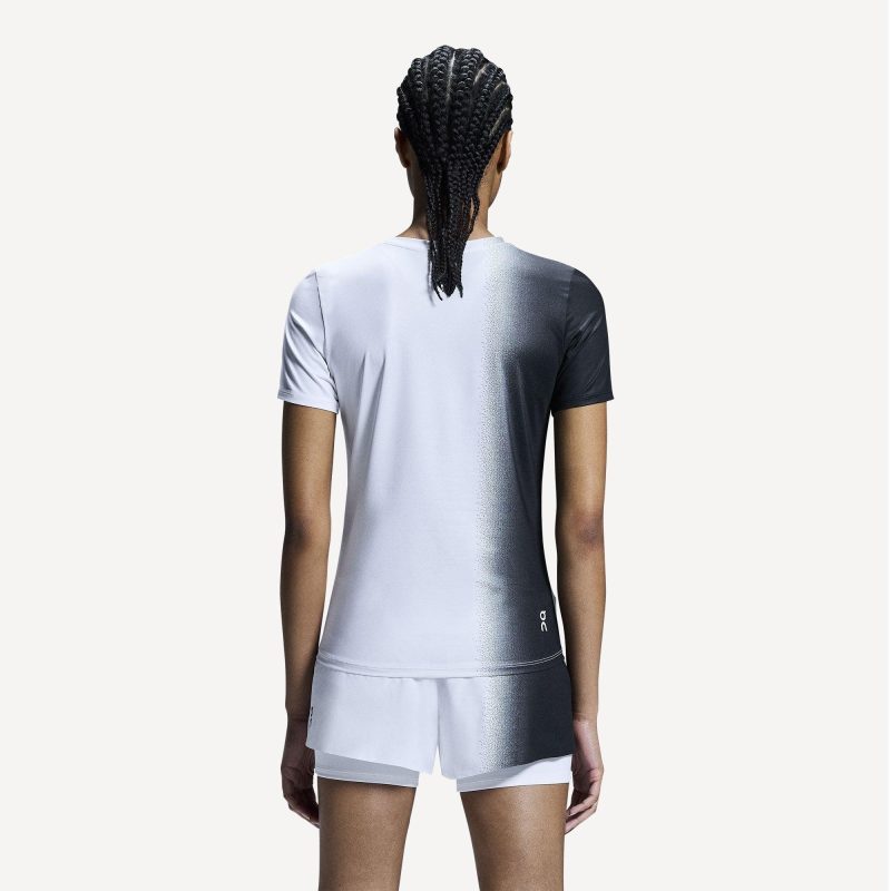 On เสื้อเทนนิสผู้หญิง Women’s Court-T | Black/White ( 1WE11080299 ) - Image 3