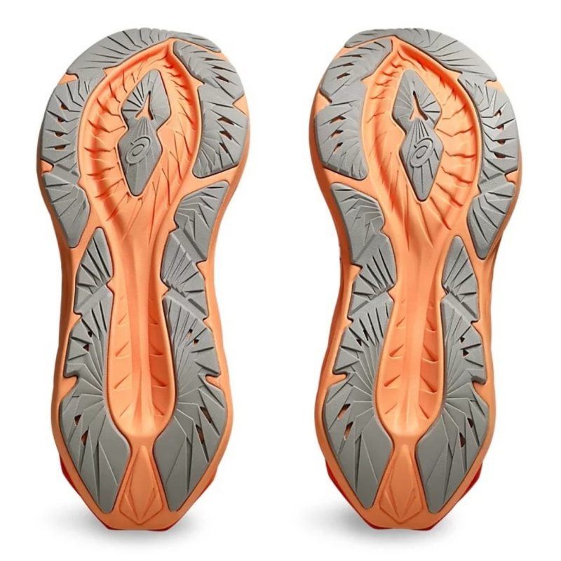 Asics รองเท้าวิ่งผู้ชาย Novablast 4 Wide (2E) | White/Moonrock ( 1011B694-103 ) - Image 7