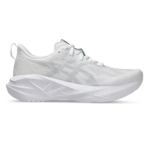 Asics รองเท้าวิ่งผู้หญิง Novablast 5 | White/Piedmont Grey ( 1012B765-100 )