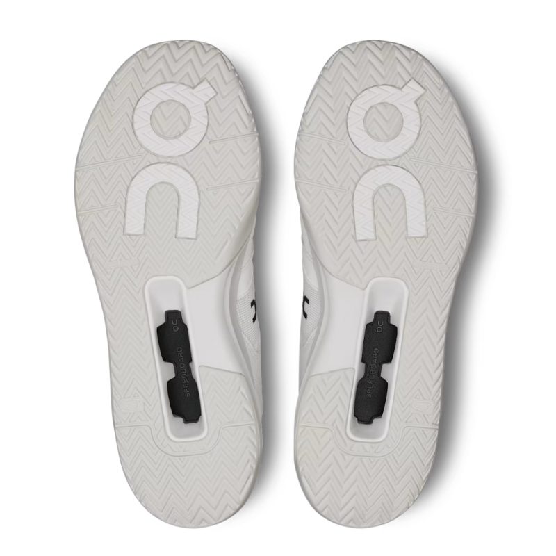 On รองเท้าเทนนิสผู้ชาย Men's The Roger Clubhouse Pro Tennis Shoes | White/Ice ( 3MD30030202 ) - Image 5
