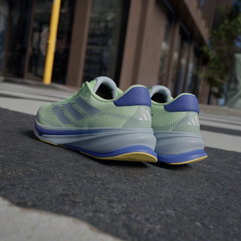 Adidas รองเท้าวิ่งผู้ชาย Supernova Rise Running | Green Spark/Wonder Blue/Lucid Blue ( ID2779 ) - Image 4