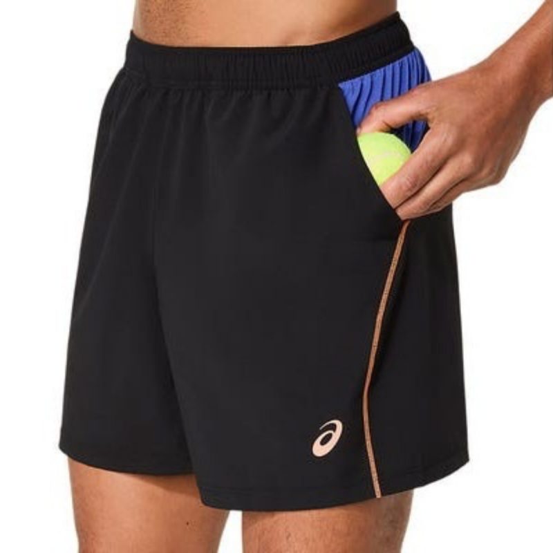 Asics กางเกงเทนนิสผู้ชาย Men’s Padel Court 7In Short | Performance Black/Dark Cobalt ( 2041A350-001 ) - Image 5