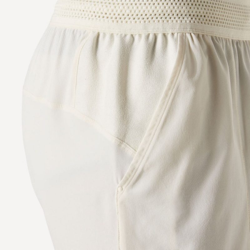 Asics กางเกงเทนนิสผู้ชาย Men’s Match 7in Short | Cream ( 2041A357-100 ) - Image 5