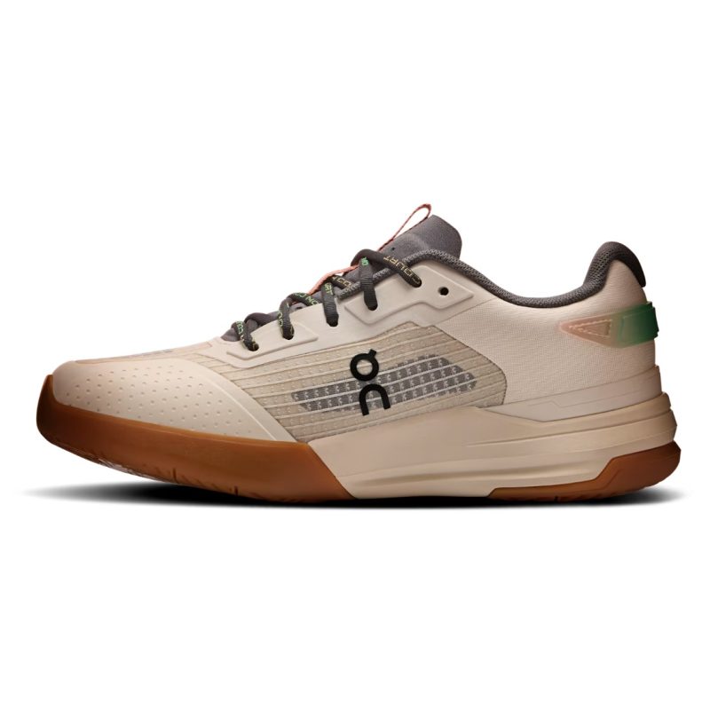 On รองเท้าเทนนิสผู้หญิง The Roger ADV Z5 Tennis Shoes | Cream / Almond ( 3WF10243116 ) - Image 3