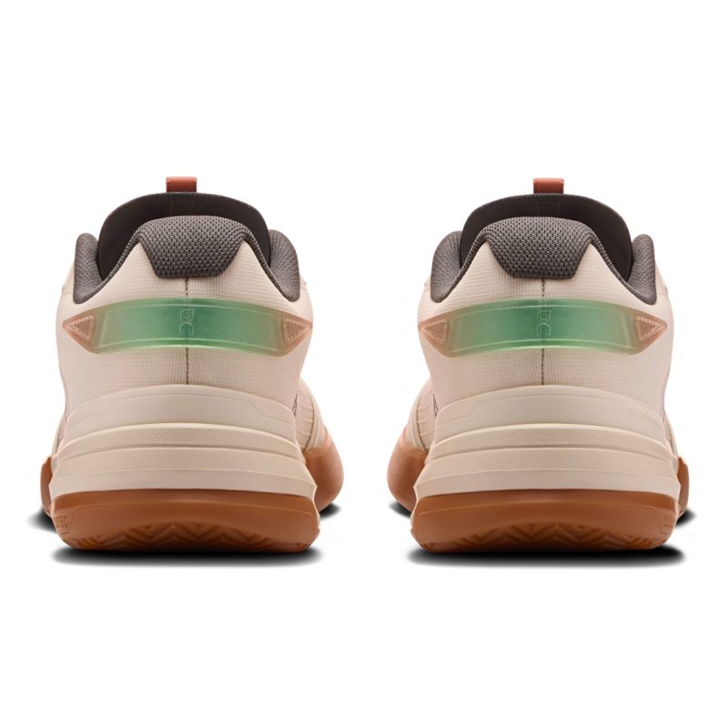 On รองเท้าเทนนิสผู้หญิง The Roger ADV Z5 Tennis Shoes | Cream / Almond ( 3WF10243116 ) - Image 4