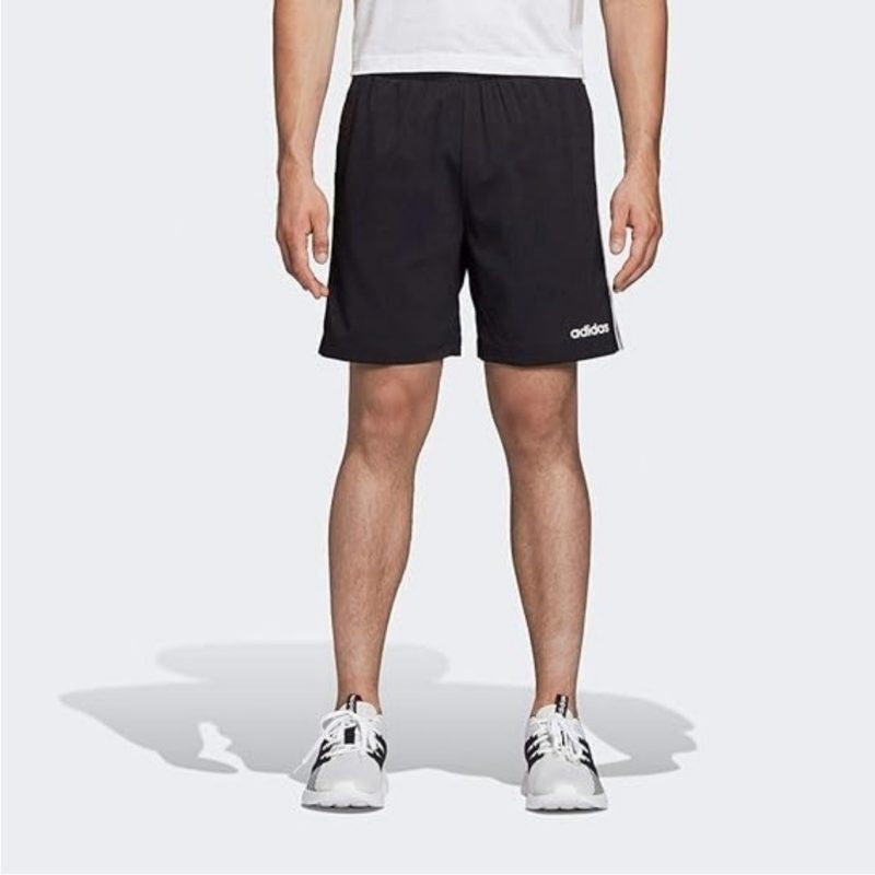 Adidas กางเกงขาสั้นผู้ชาย Essentials Chelsea 3-Stripes Shorts | Black/White ( DQ3073 ) - Image 3