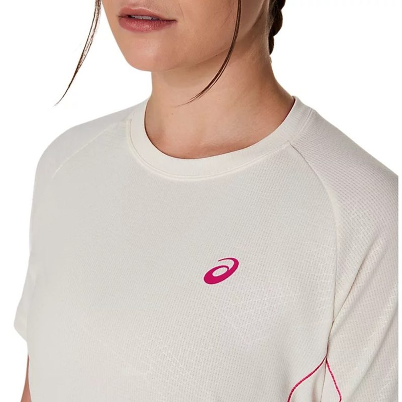 Asics เสื้อเทนนิสผู้หญิง Women's Game All Over Print SS Top | Cream ( 2042A385-100 ) - Image 5