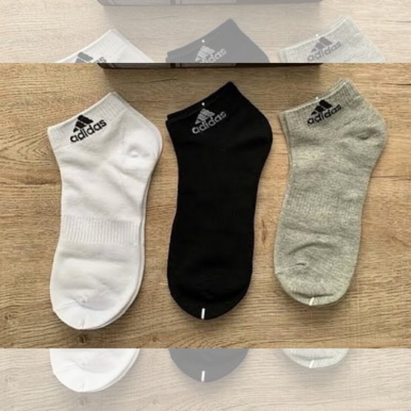 Adidas ถุงเท้า Cushioned Sportswear Ankle Socks 3 Pairs | Medium Grey Heather / White / Black / Black ( IA3948 ) - Image 5