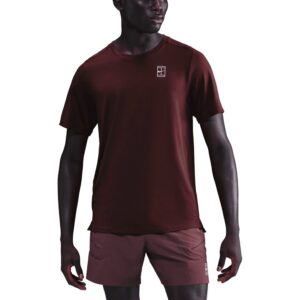 Nike เสื้อเทนนิสผู้ชาย Men's Court Advantage | Burgundy Crush/White ( FZ6910-652 )