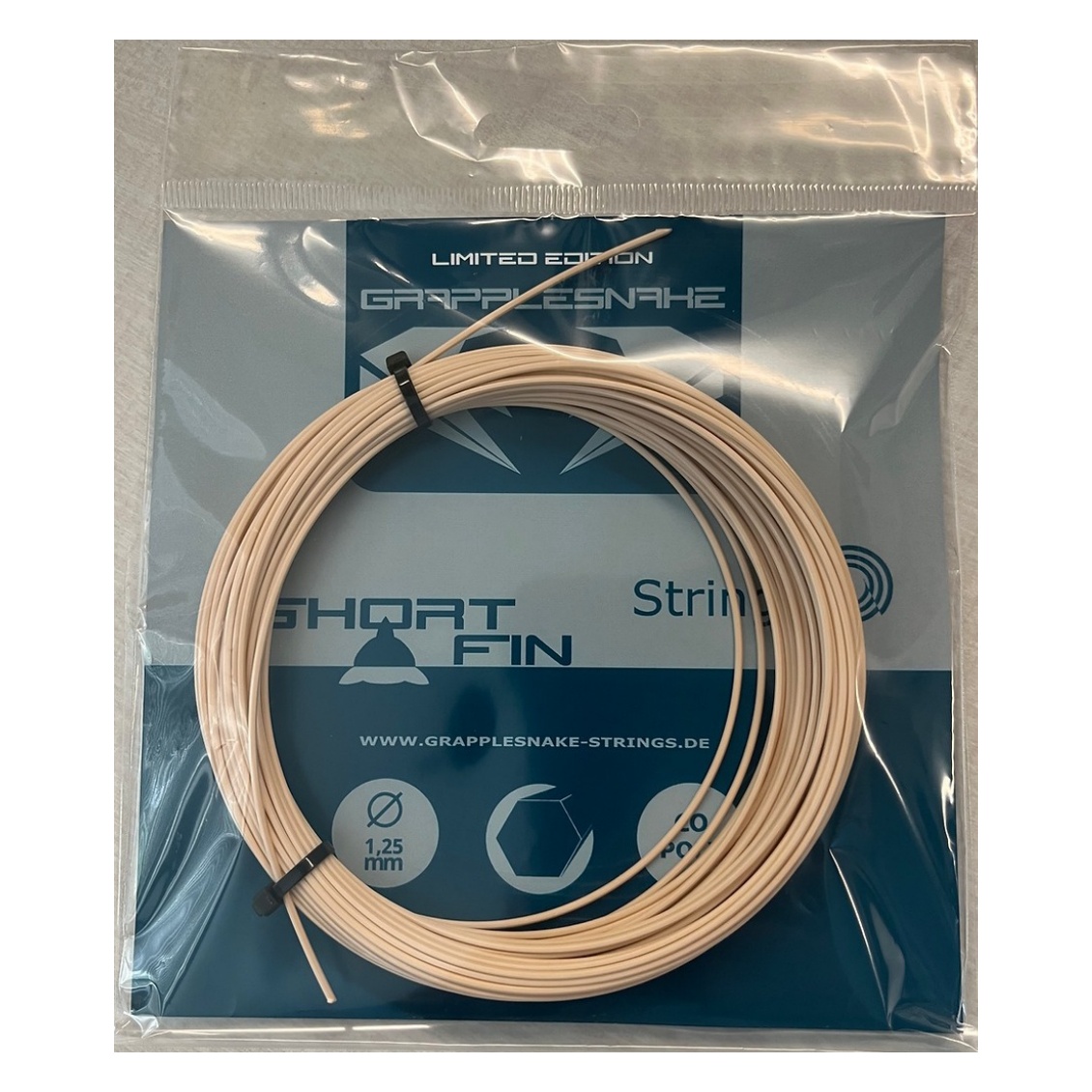Grapplesnake เอ็นไม้เทนนิส Short Fin 1.25mm Tennis String Pack | Beige ( SHORTFINBE )