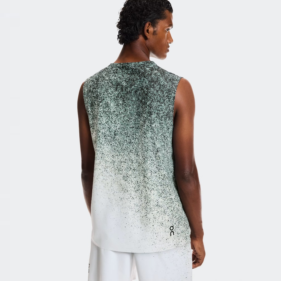 On เสื้อเทนนิสผู้ชาย Court Tank Fade | Mineral | White ( 1MG11190250 ) - Image 2