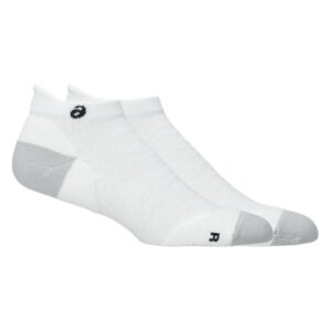 Asics ถุงเท้าเทนนิส Lightweight Court+Tennis Low Cut Socks | Brilliant White ( 3043A138-100 )