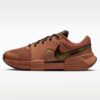 Nike รองเท้าเทนนิสผู้หญิง Zoom GP Challenge 1.5 HC Naomi Osaka  | Mineral Clay/Black/Metallic Gold/Sail ( IQ6077-200 )