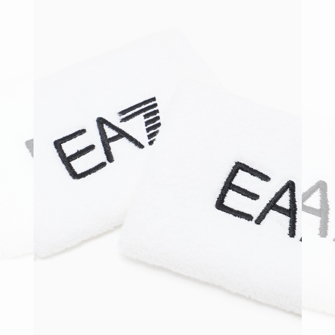 EA7 ปลอกรัดข้อมือเทนนิสแบบสั้น Tennis Wristband Small | White ( 7X000349AF18706M0003 ) - Image 3