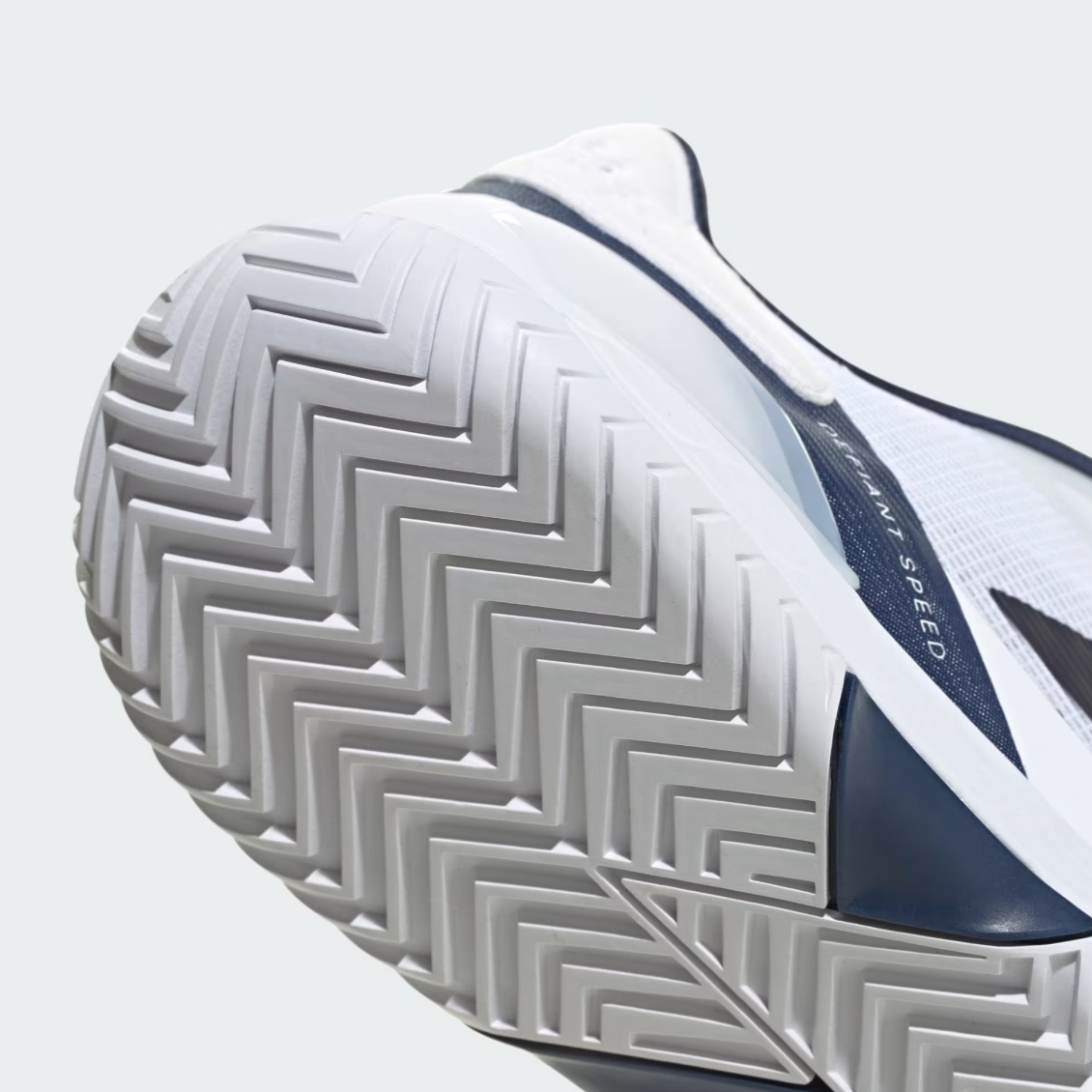 Adidas รองเท้าเทนนิสผู้ชาย Defiant Speed 2 | Cloud White / Dark Blue / Core Black ( JR1746 ) - Image 5