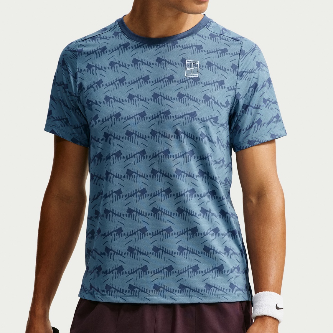 Nike เสื้อเทนนิสผู้ชาย Men's Court Advantage Dri-Fit Tennis Top | New Slate/New Slate/White ( IM6085-438 )