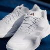 Adidas รองเท้าเทนนิสผู้ชาย Defiant Speed 2 | Cloud White / Tech Grey Metallic / Maroon ( KJ3106 ) - Image 10