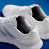 Adidas รองเท้าเทนนิสผู้ชาย Defiant Speed 2 | Cloud White / Tech Grey Metallic / Maroon ( KJ3106 ) - Image 9