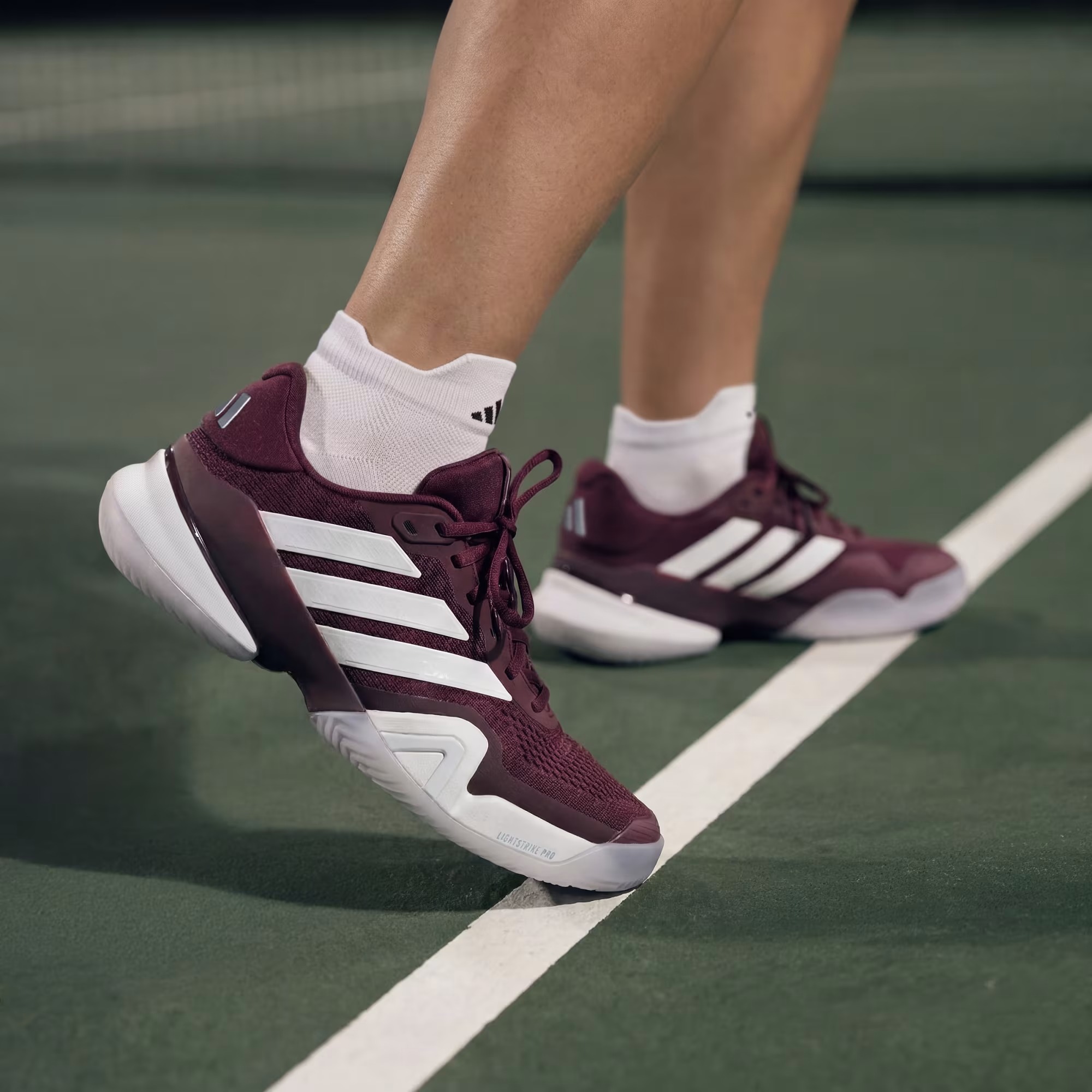Adidas รองเท้าเทนนิสผู้หญิง Barricade 14 Tennis Shoes | Maroon / Cloud White / Cloud White ( KH7543 ) - Image 11