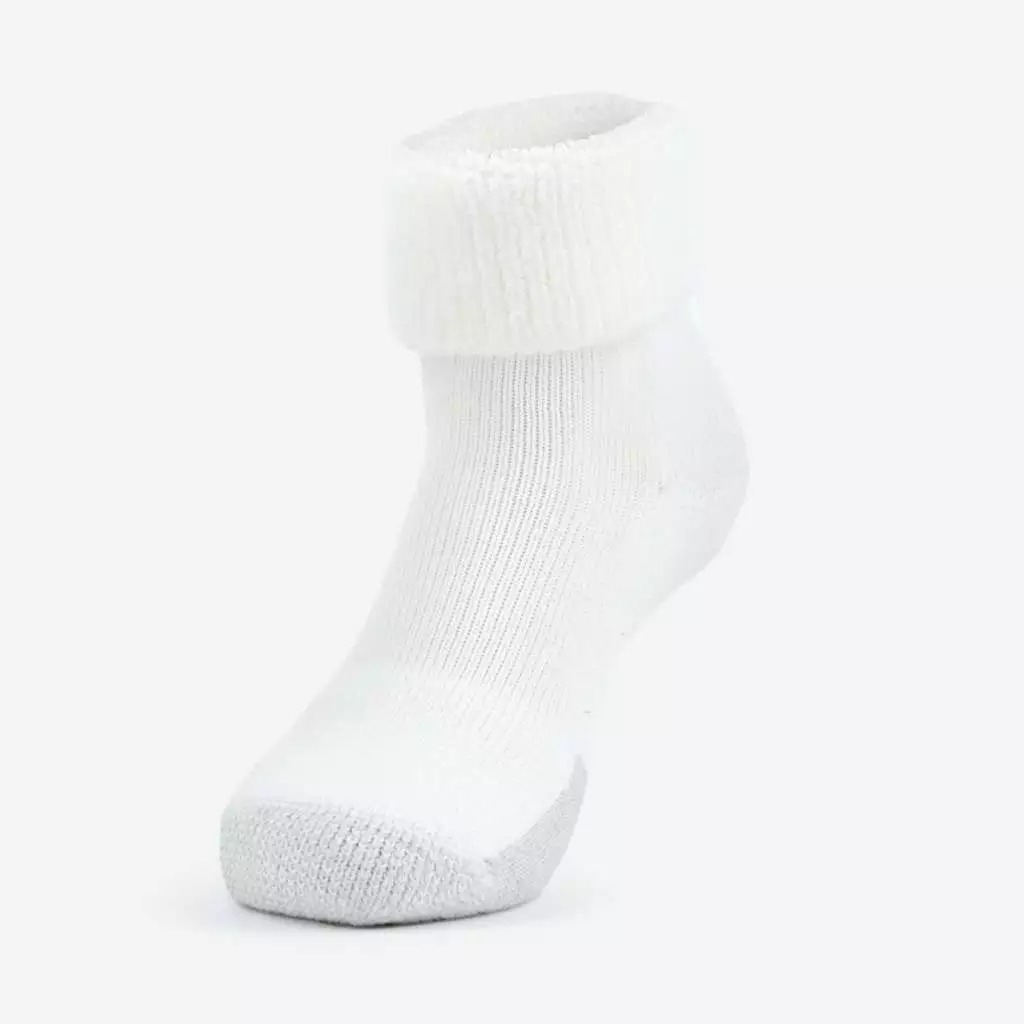 Thorlo ถุงเท้าเทนนิสแบบสั้น Tennis Maximum Cushion Cuff Top | White ( TC11004 ) - Image 2