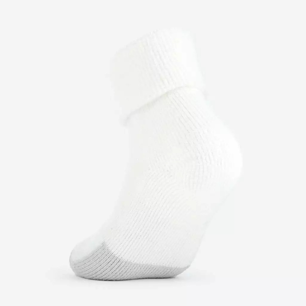 Thorlo ถุงเท้าเทนนิสแบบสั้น Tennis Maximum Cushion Cuff Top | White ( TC11004 ) - Image 3
