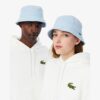 Lacoste หมวกทรงบักเก็ต Unisex Piqué Bucket Hat | Bleu Clair ( RK2056-10-T01 ) - Image 6